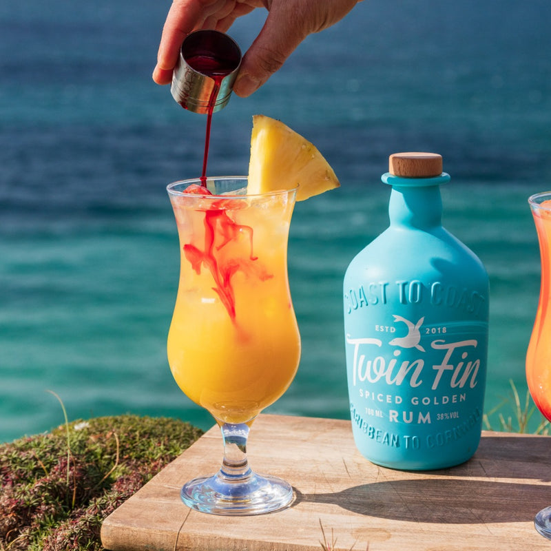articles/Twin_Fin_Spiced_-_The_Bananarumba_Rum_Punch.jpg